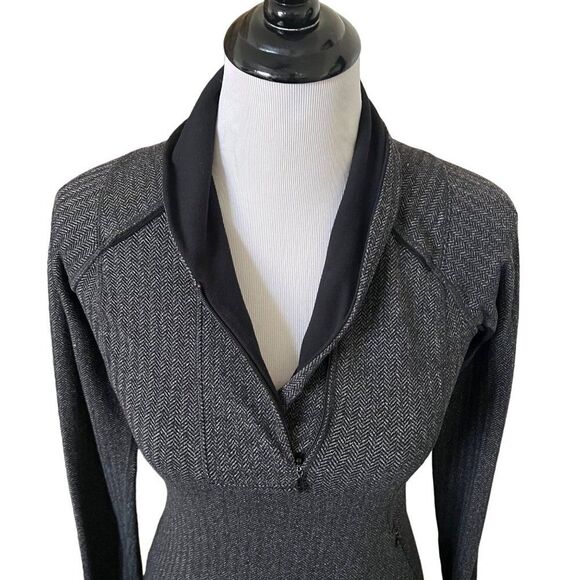 Lululemon Think Fast Pullover Size 4 - Picture 5 of 6